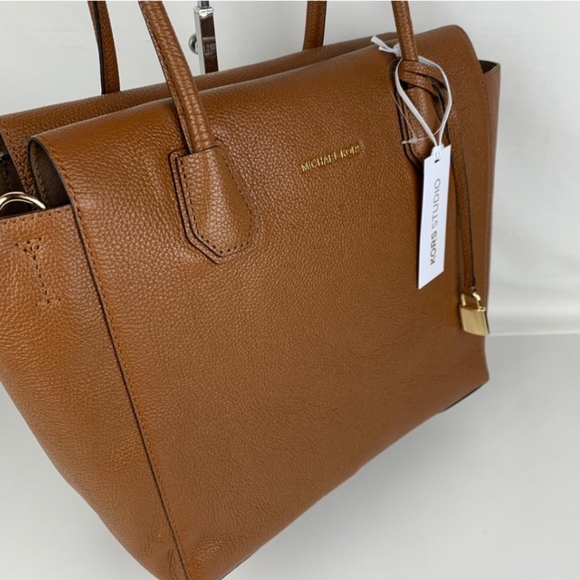 Michael Kors purse - Picture 8 of 15